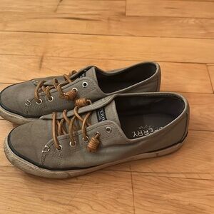 Sperry Sneakers